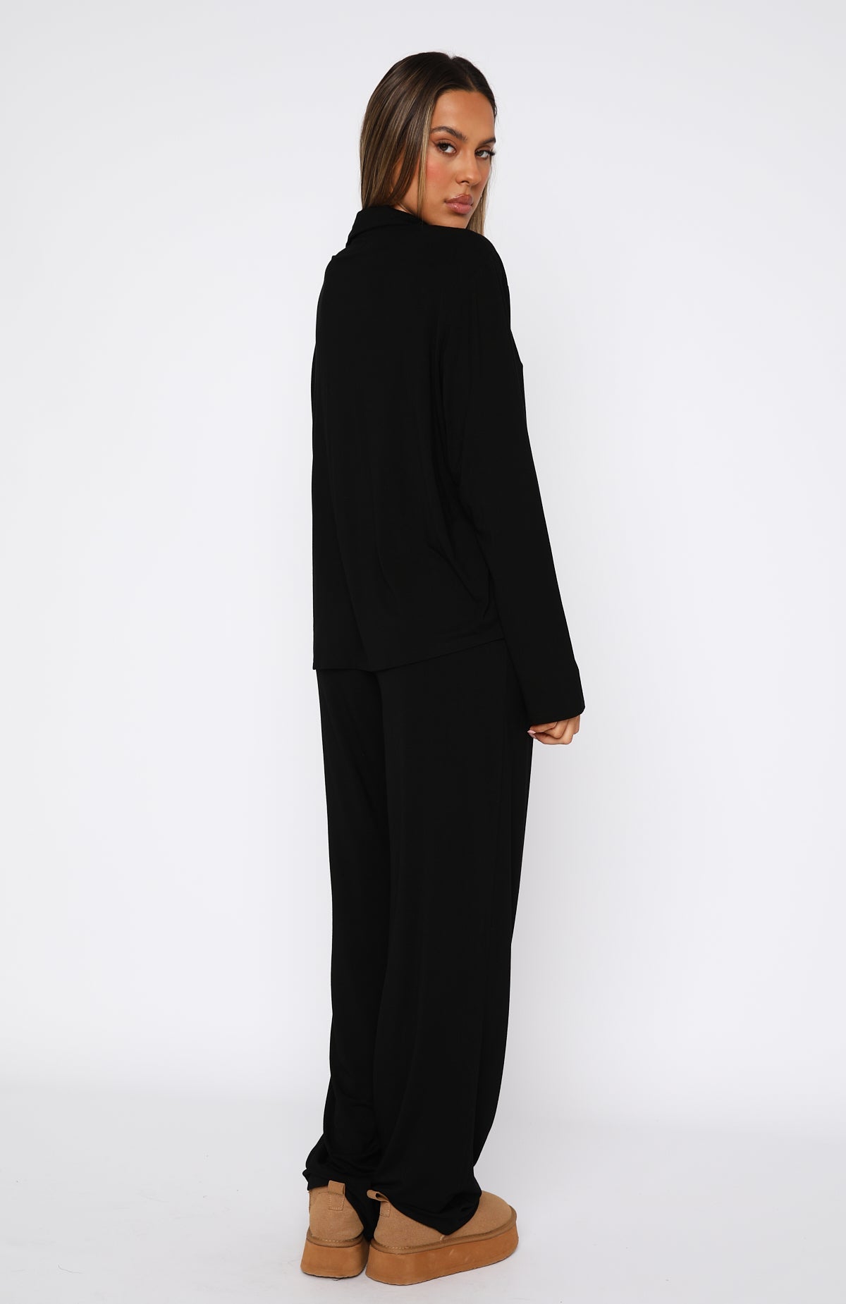 Trending Pillow Talk Long Sleeve Pyjama Set Black