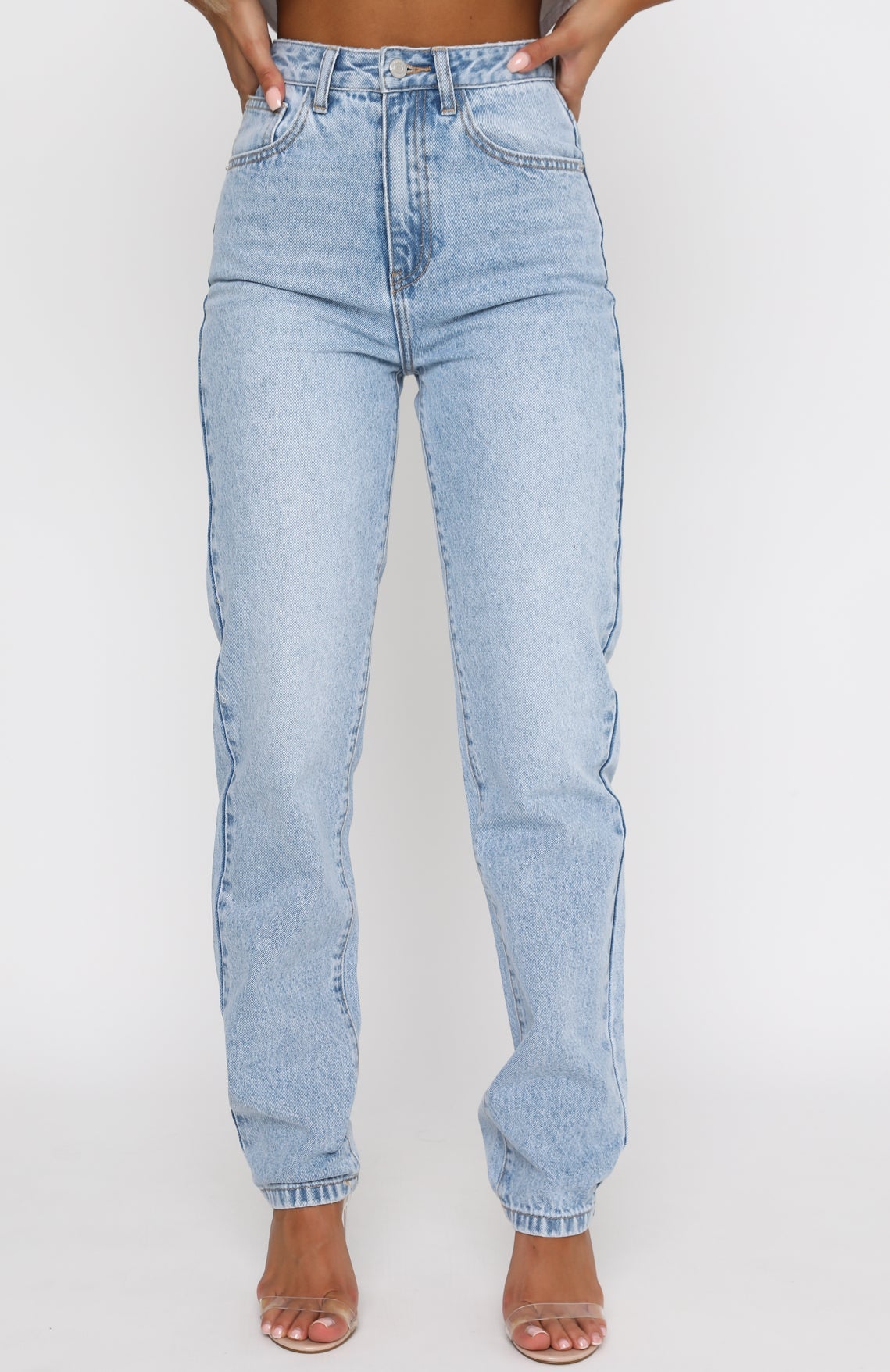 Trending Whos That Girl Straight Leg Denim Jeans Washed Blue