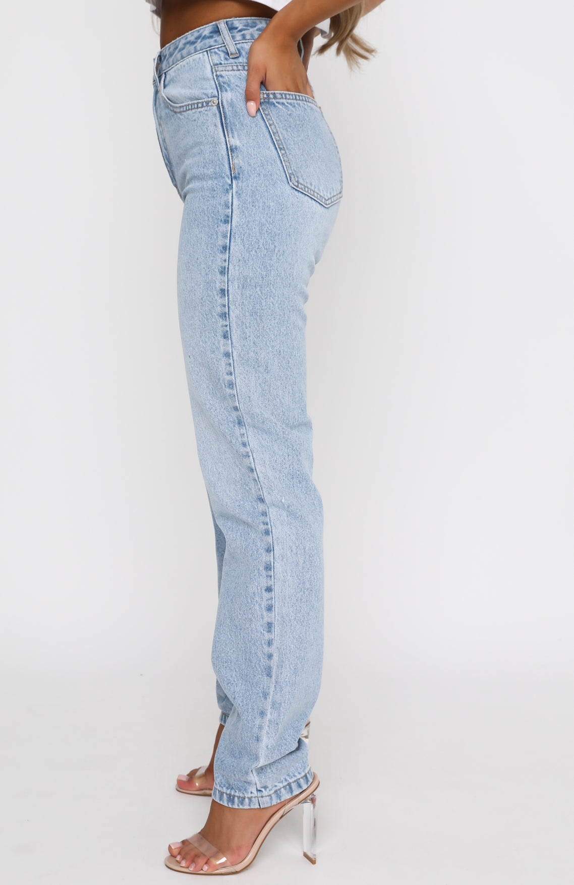 Trending Whos That Girl Straight Leg Denim Jeans Washed Blue