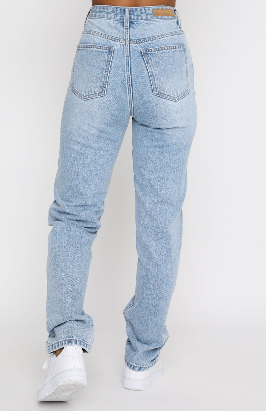 Trending Whos That Girl Straight Leg Denim Jeans Washed Blue