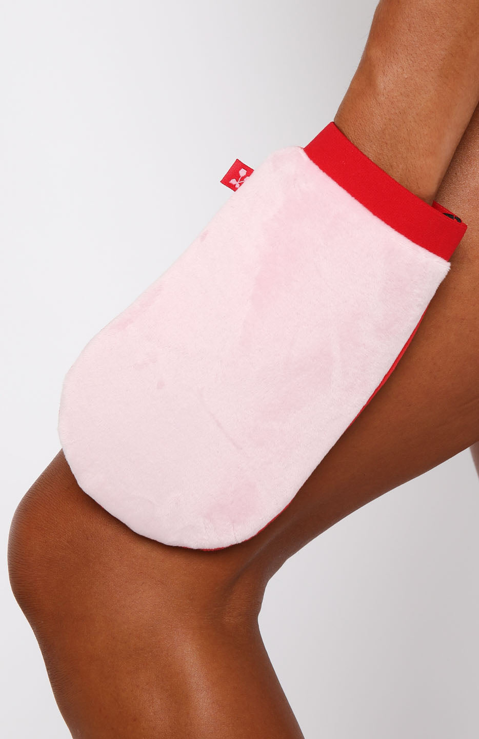 Trending BADDEST Luxe Tanning Mitt