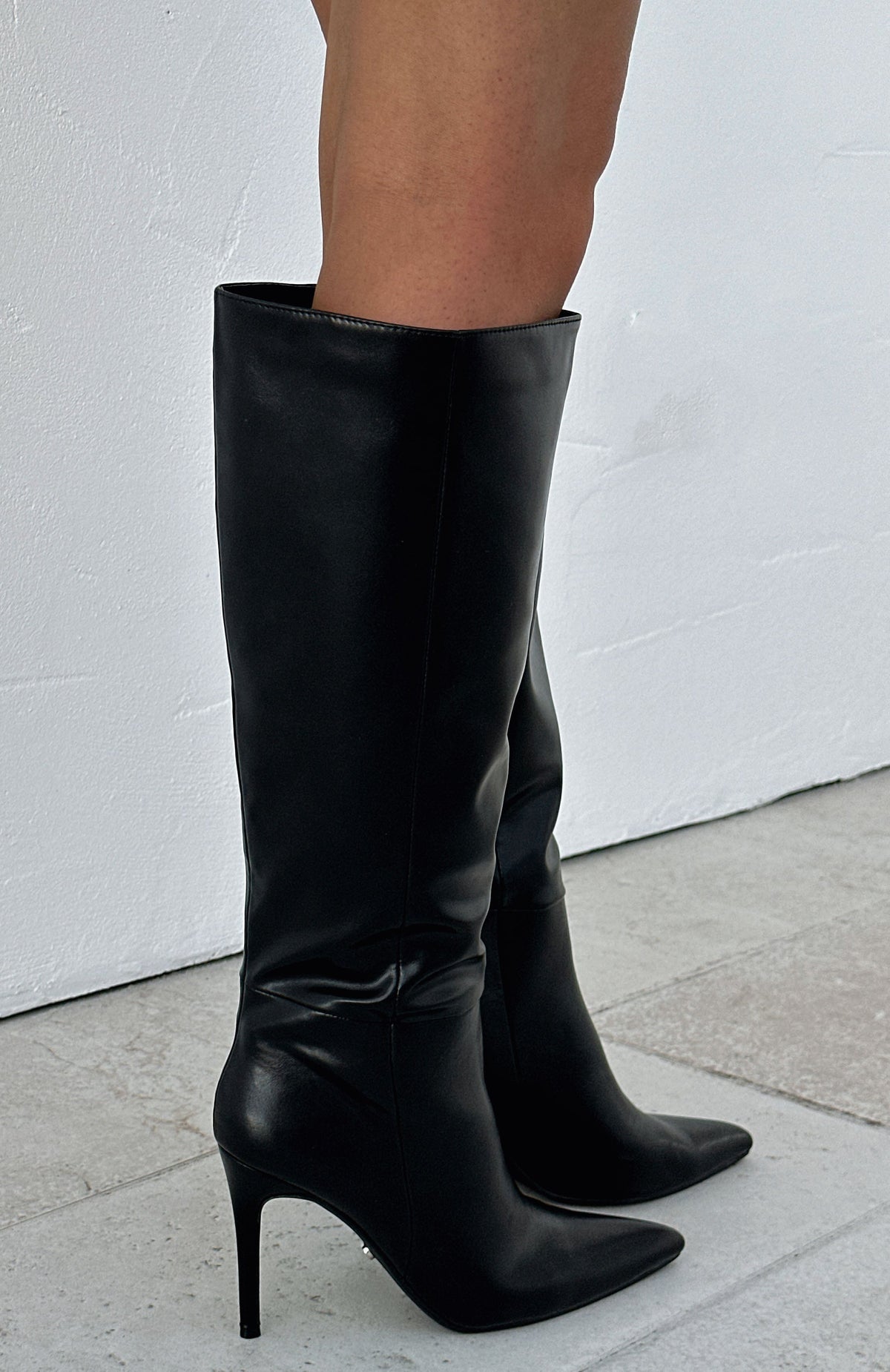 Trending Run Away With Me Knee High Boots Black