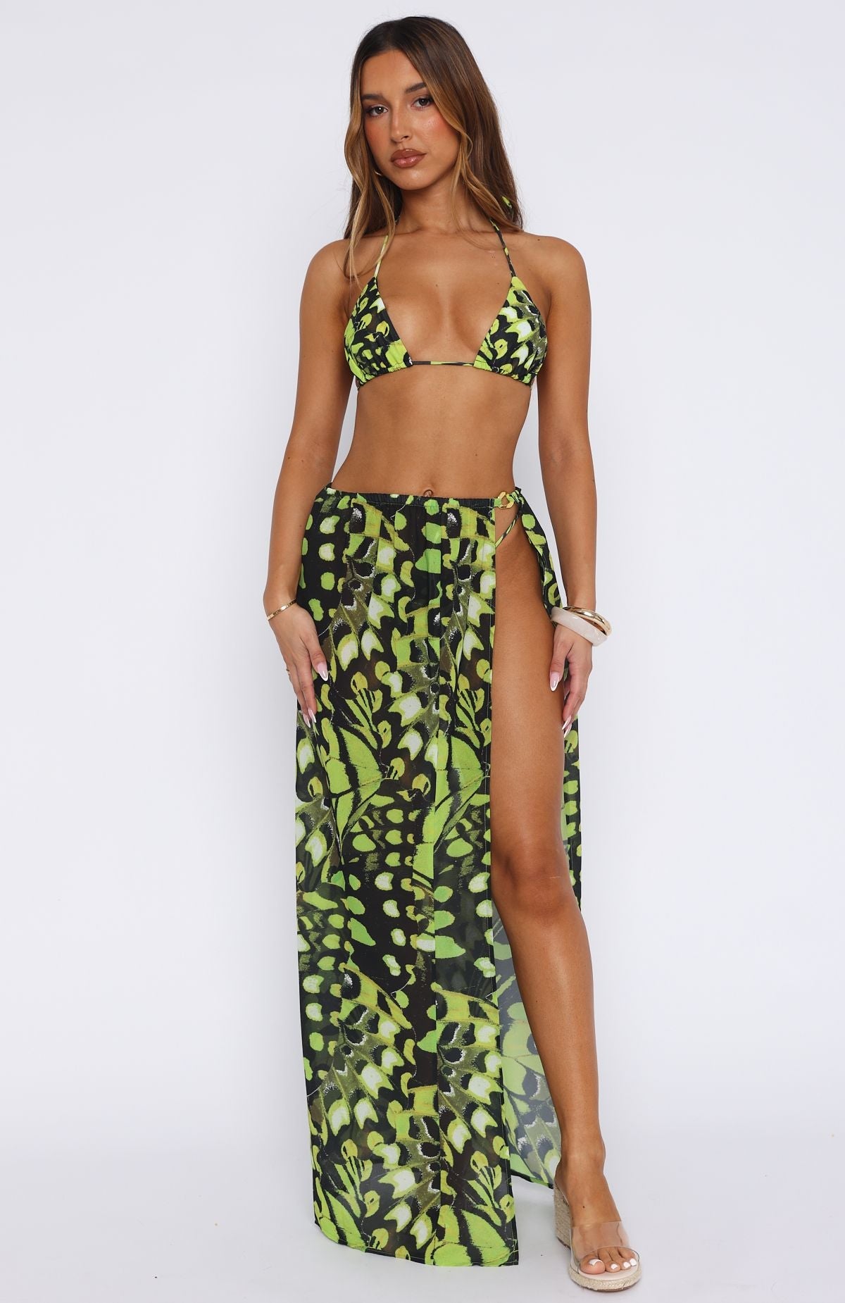 Trending Tropical Life Sarong Lime Whisper