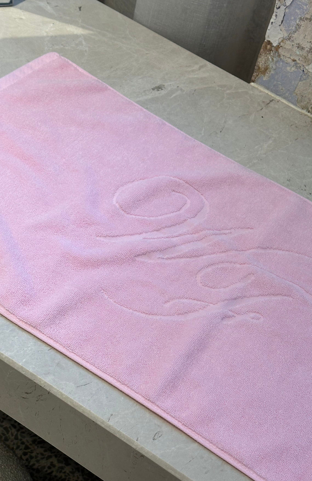 Trending Feeling Fresh Gym Towel Baby Pink