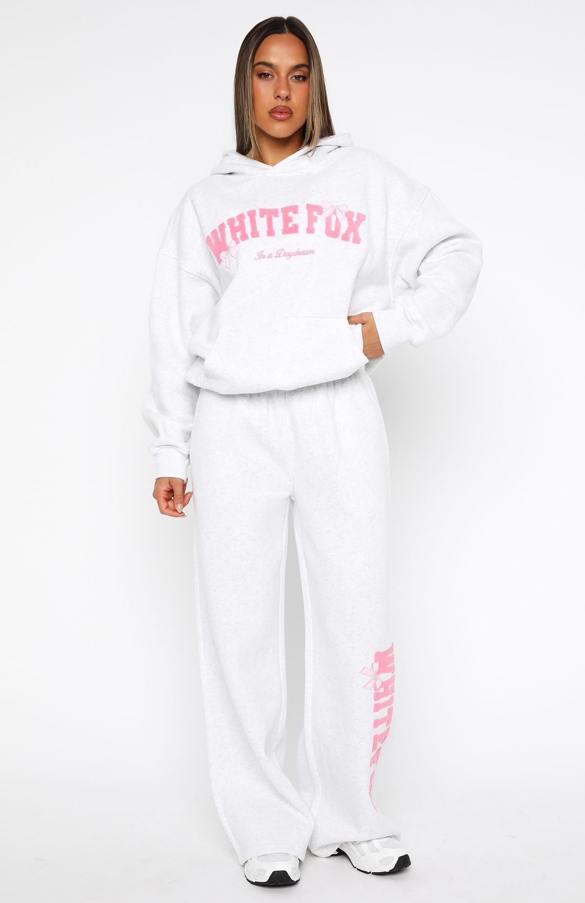 Trending Daydreamers Madeline Wide Leg Sweatpants Grey Marle