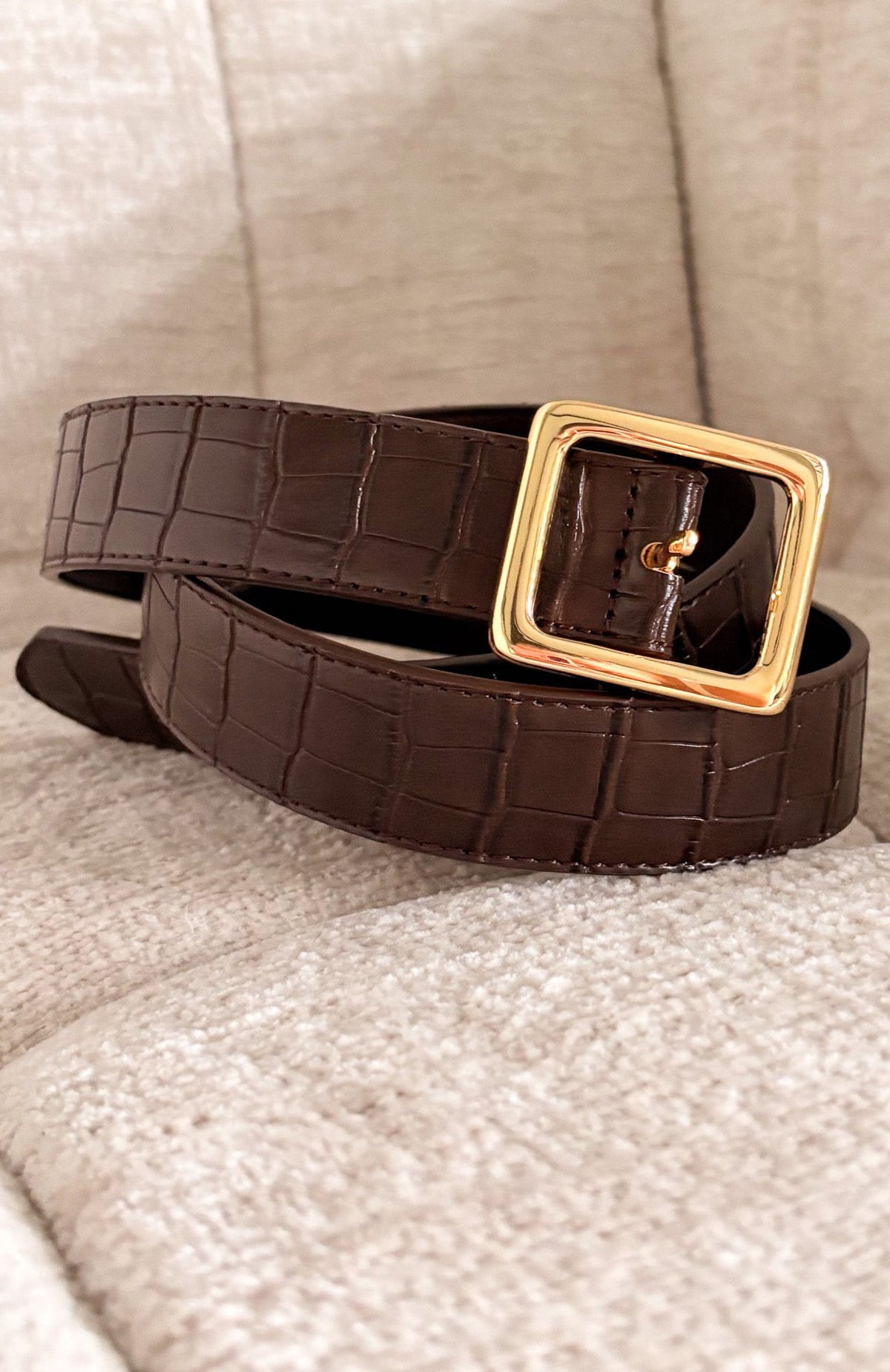 Trending Elvio Belt Chocolate Croc