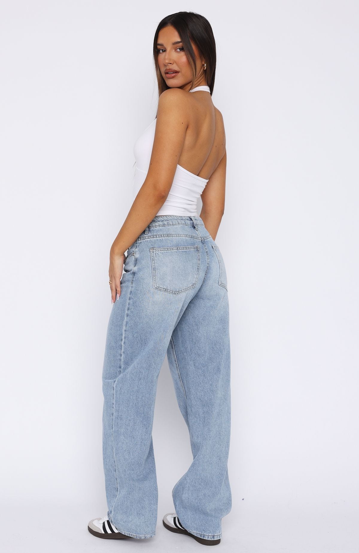 Trending With You Low Rise Wide Leg Jeans Vintage Mid Blue