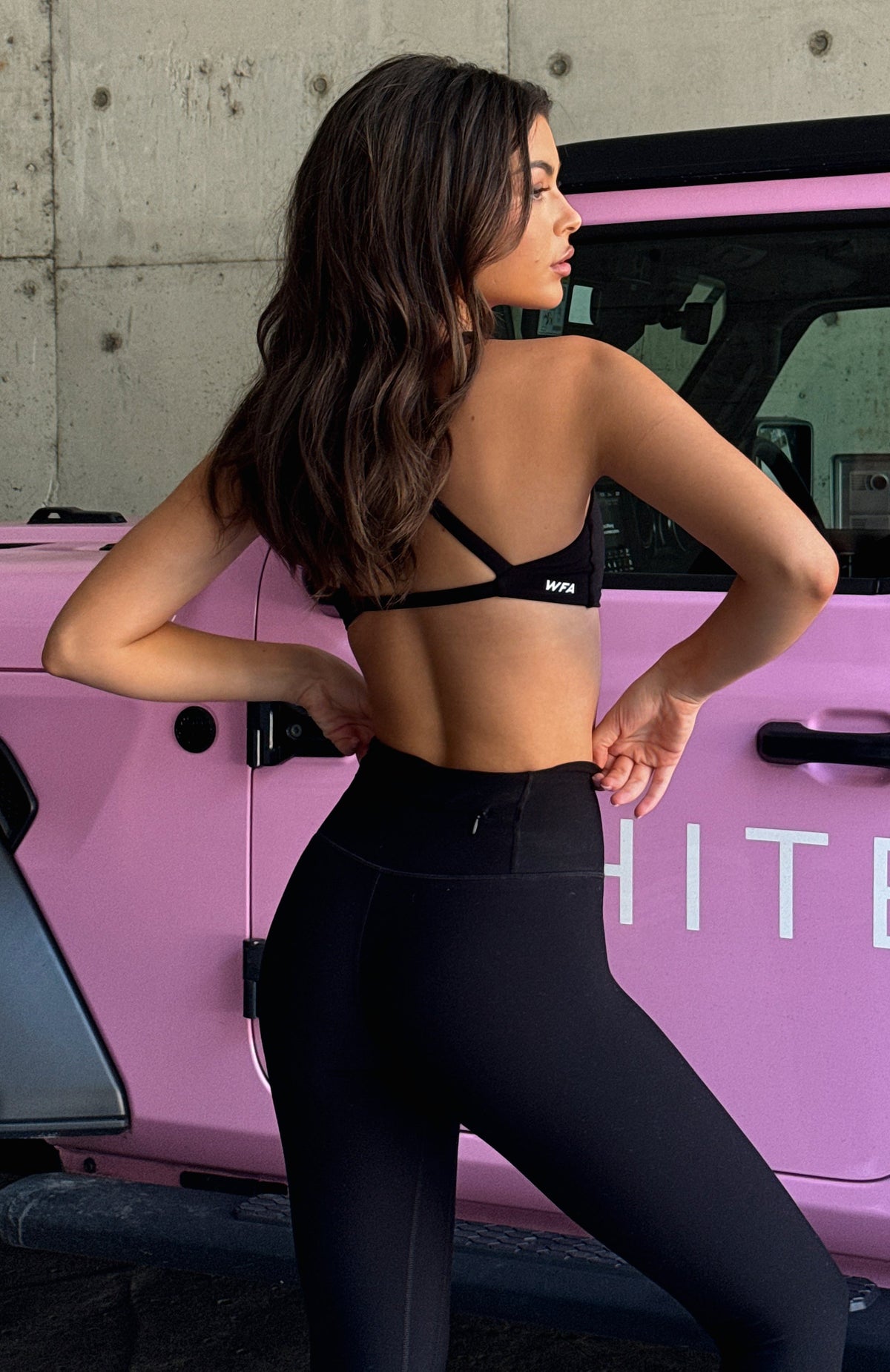 Trending Sprinting Zip Pocket Leggings Black