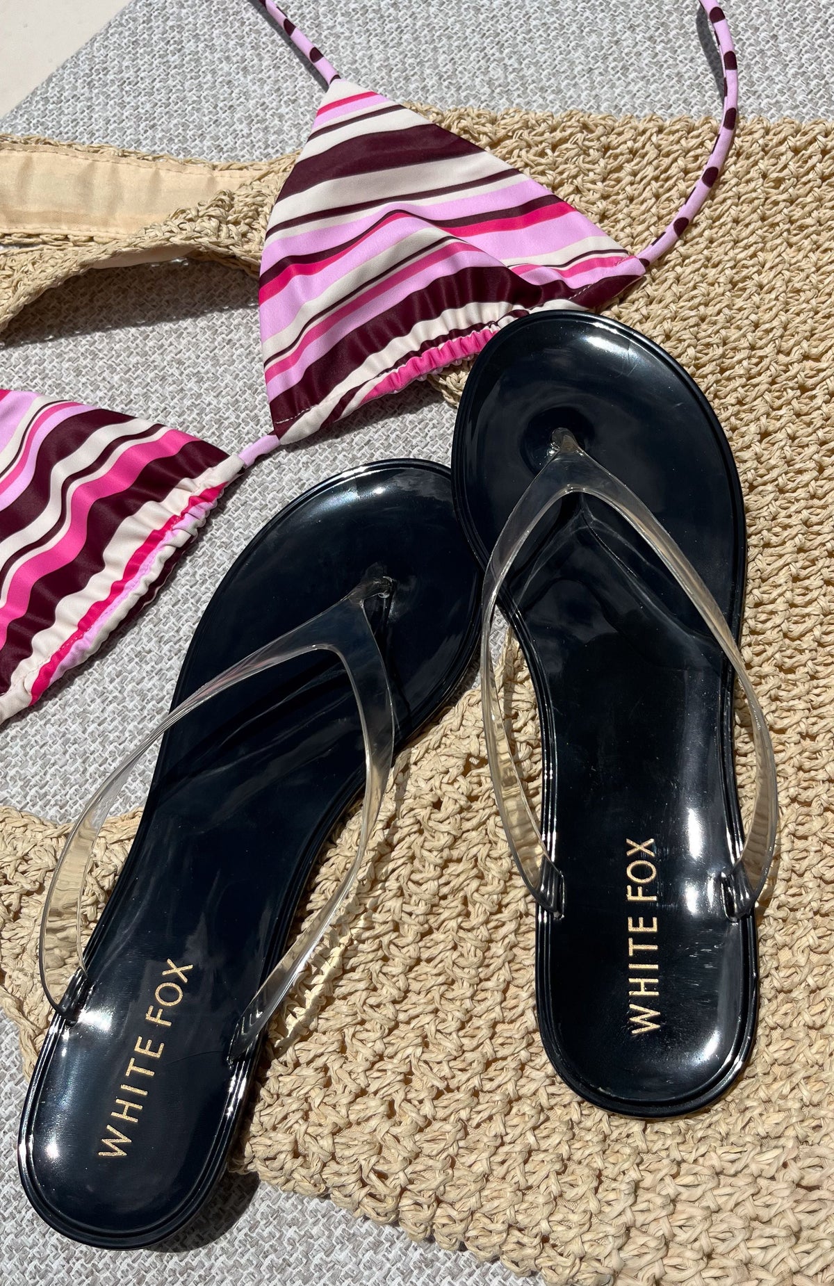 Trending Dean Jelly Thong Sandals BlackClear