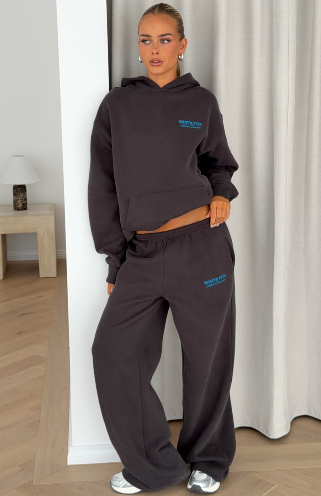 Trending Studio 17 Tallulah Wide Leg Sweatpants Charcoal