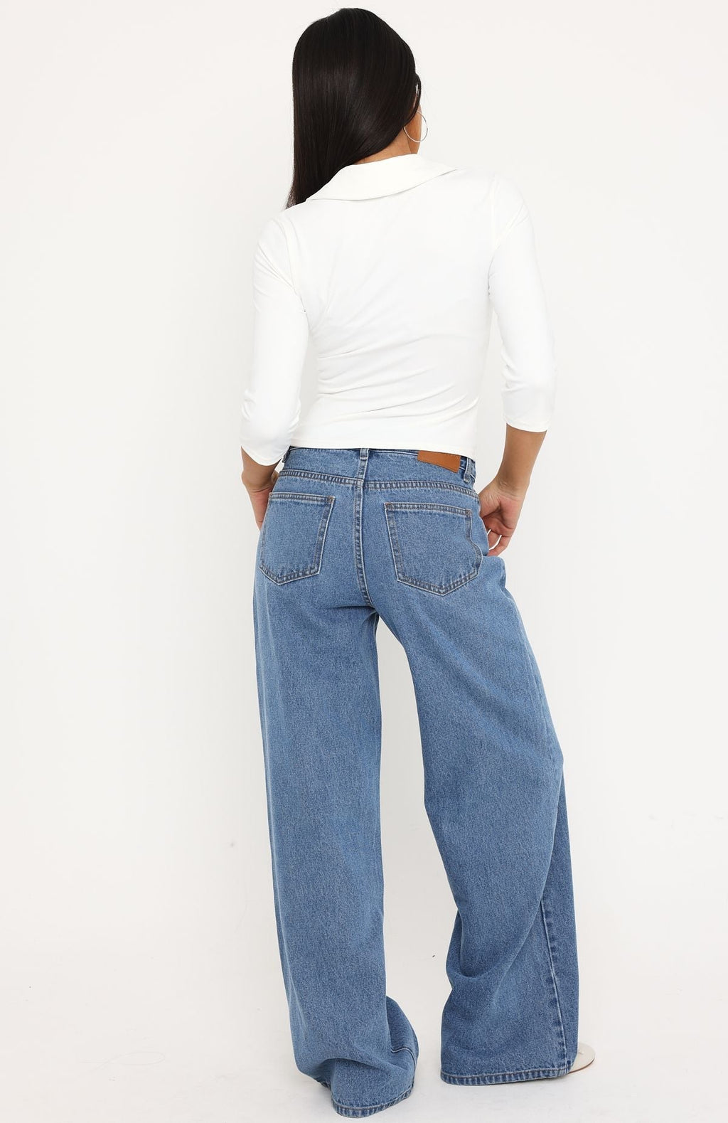 Trending Just My Type Mid Rise Wide Leg Jeans Classic Blue