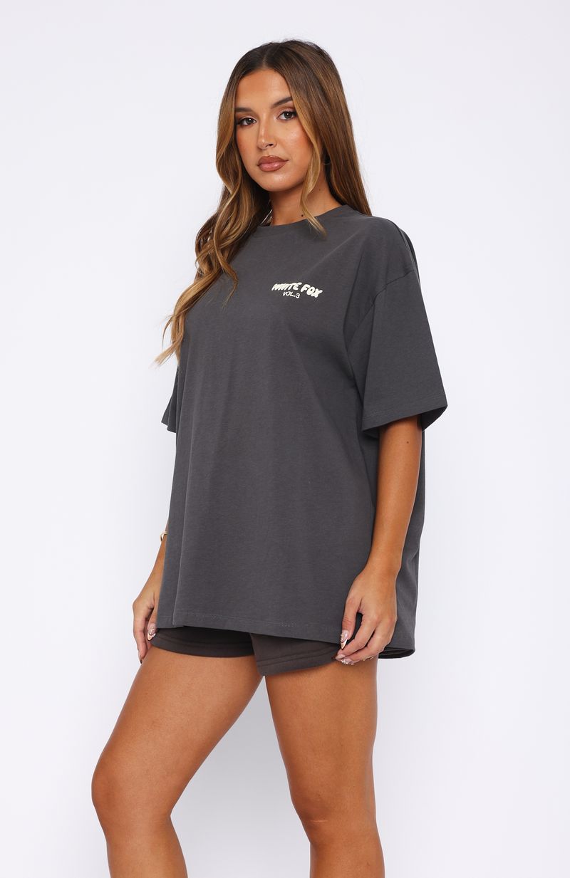 Trending Offstage Back Graphic Oversized Tee Shadow