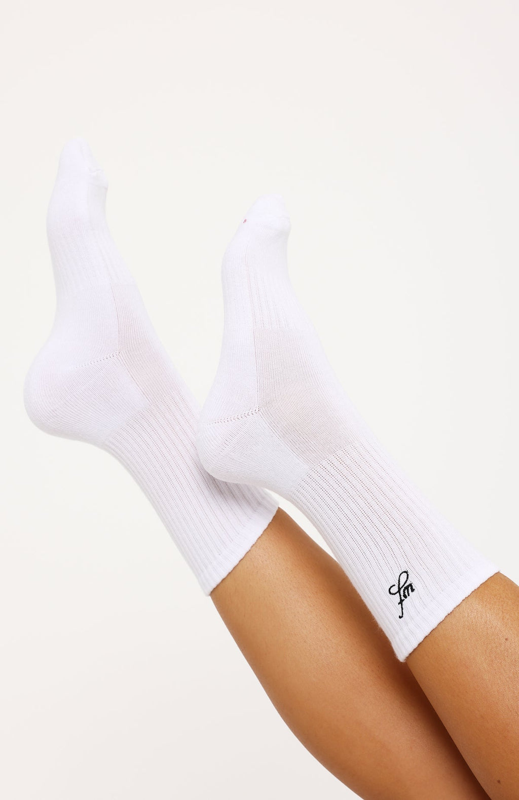 Trending A Glimpse Socks White