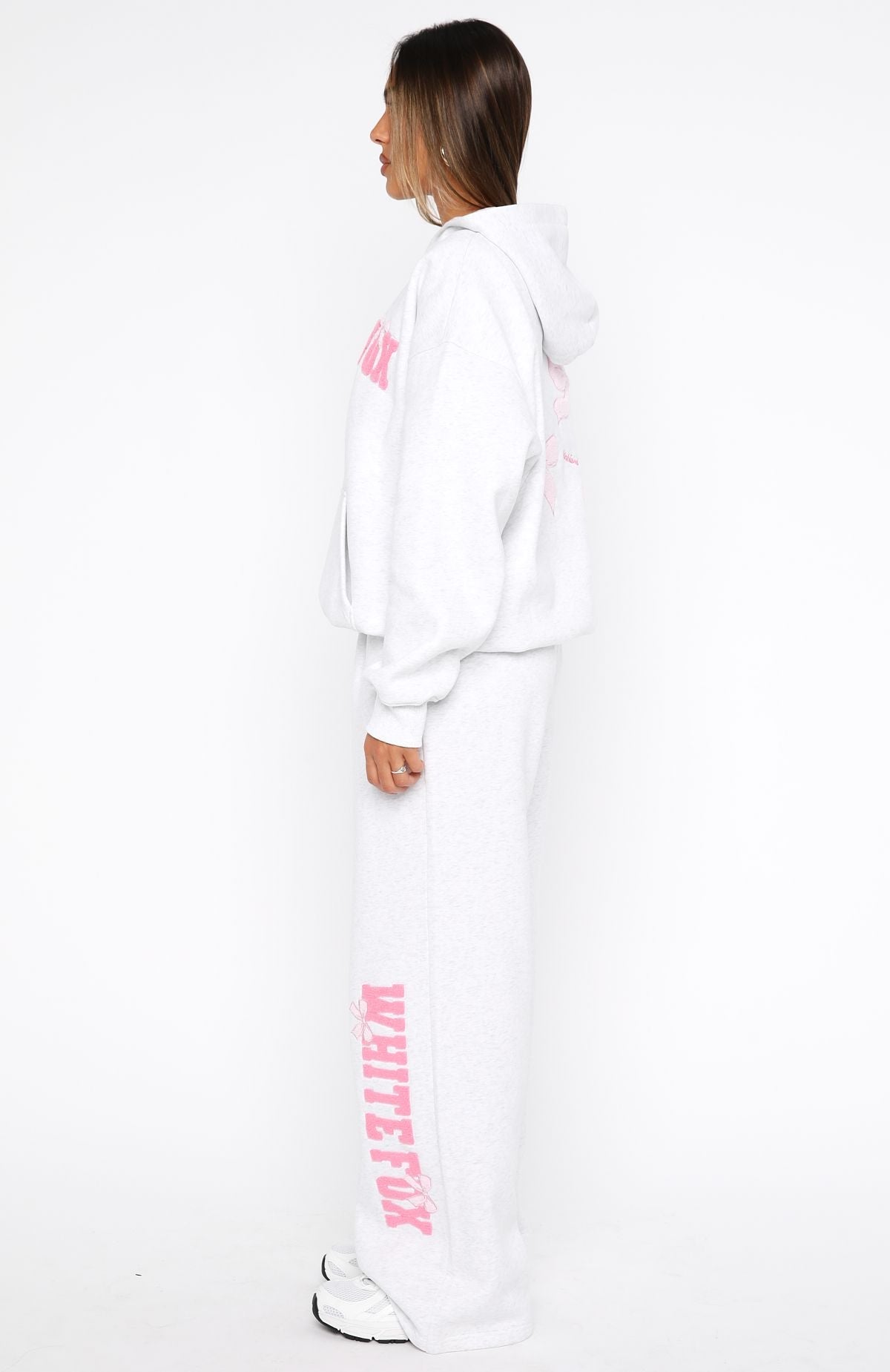 Trending Daydreamers Madeline Wide Leg Sweatpants Grey Marle