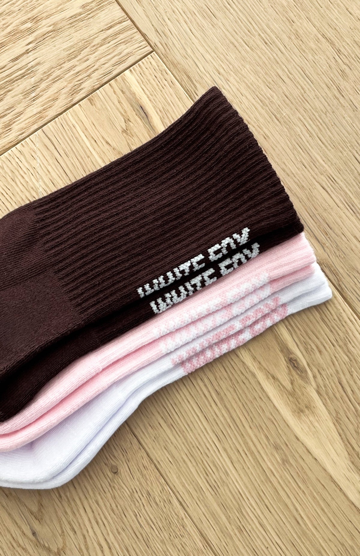Trending Next Round 3 Pack Socks WhiteChocolatePink