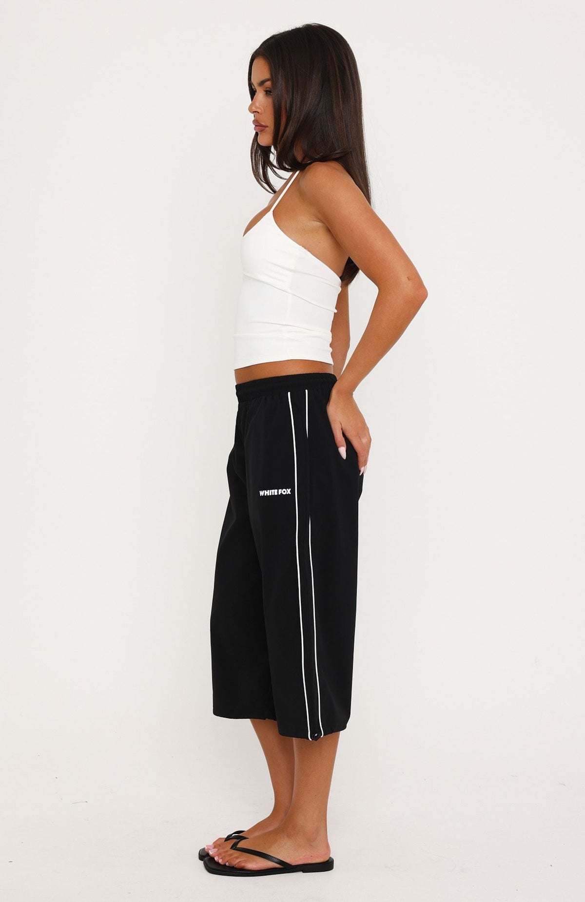 Trending Willing To Do Relaxed Cargo Capris Black