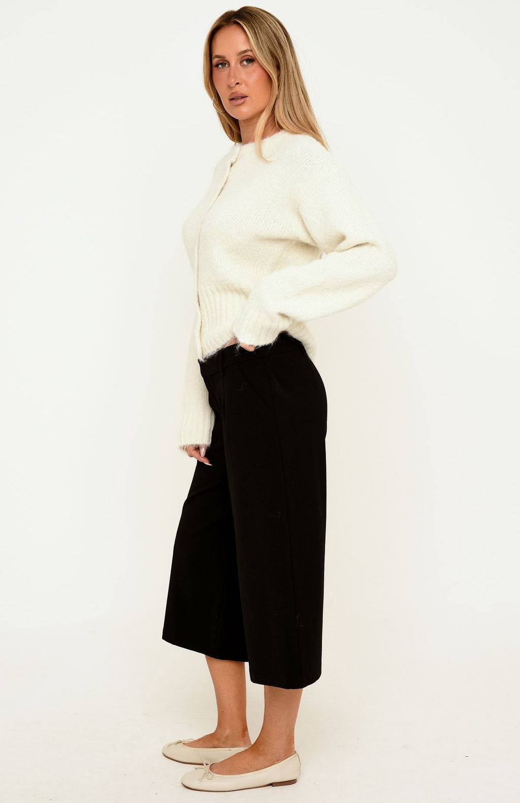 Trending Staying Calm Culottes Black