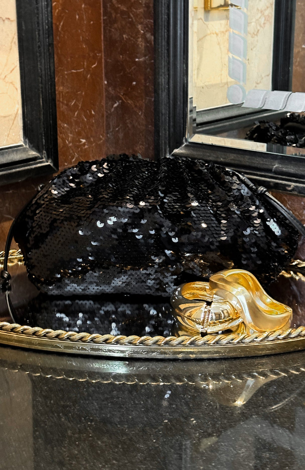 Trending June Clutch Bag Black