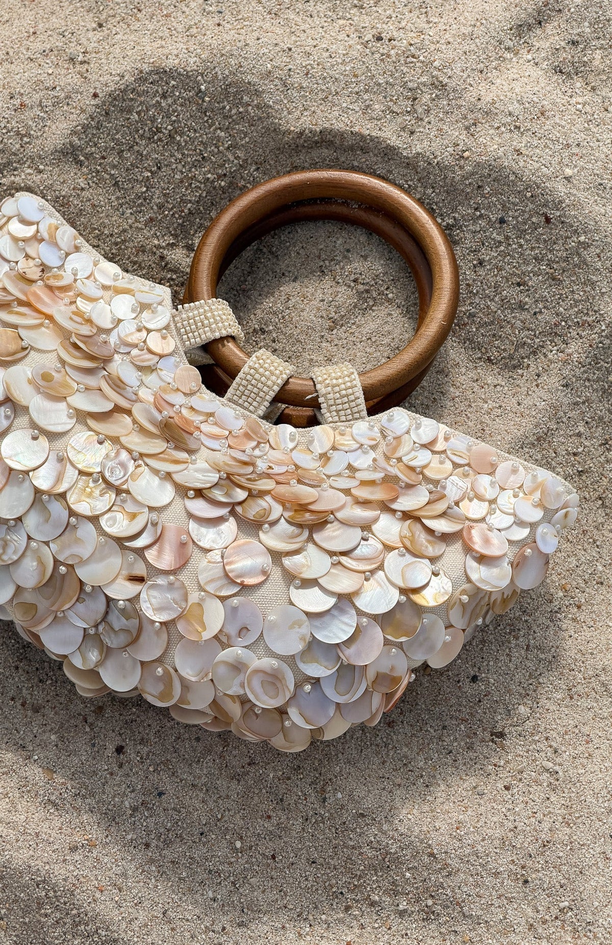 Trending Alessandra Shell Top Handle Bag Cream