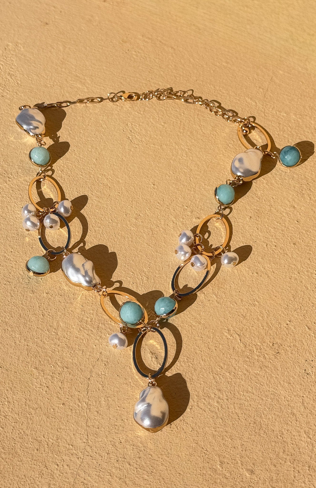 Trending Borna Necklace Gold