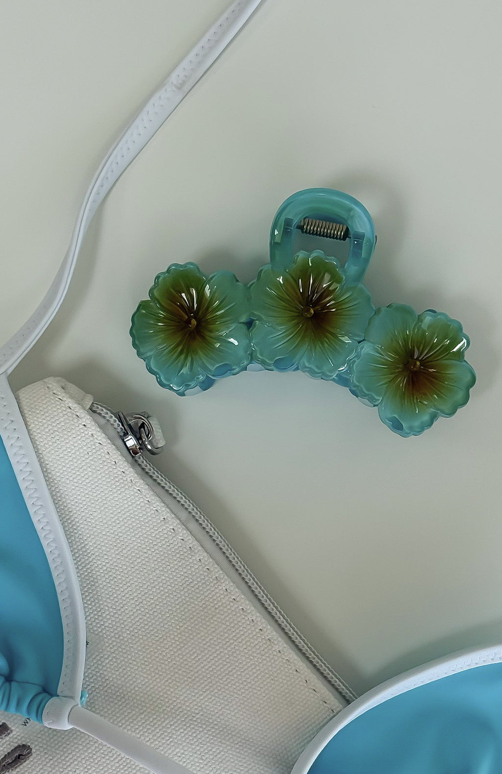 Trending Chantria Hair Clip Blue