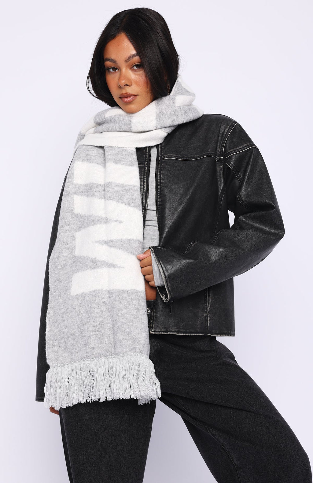 Trending Falsetto Scarf Grey