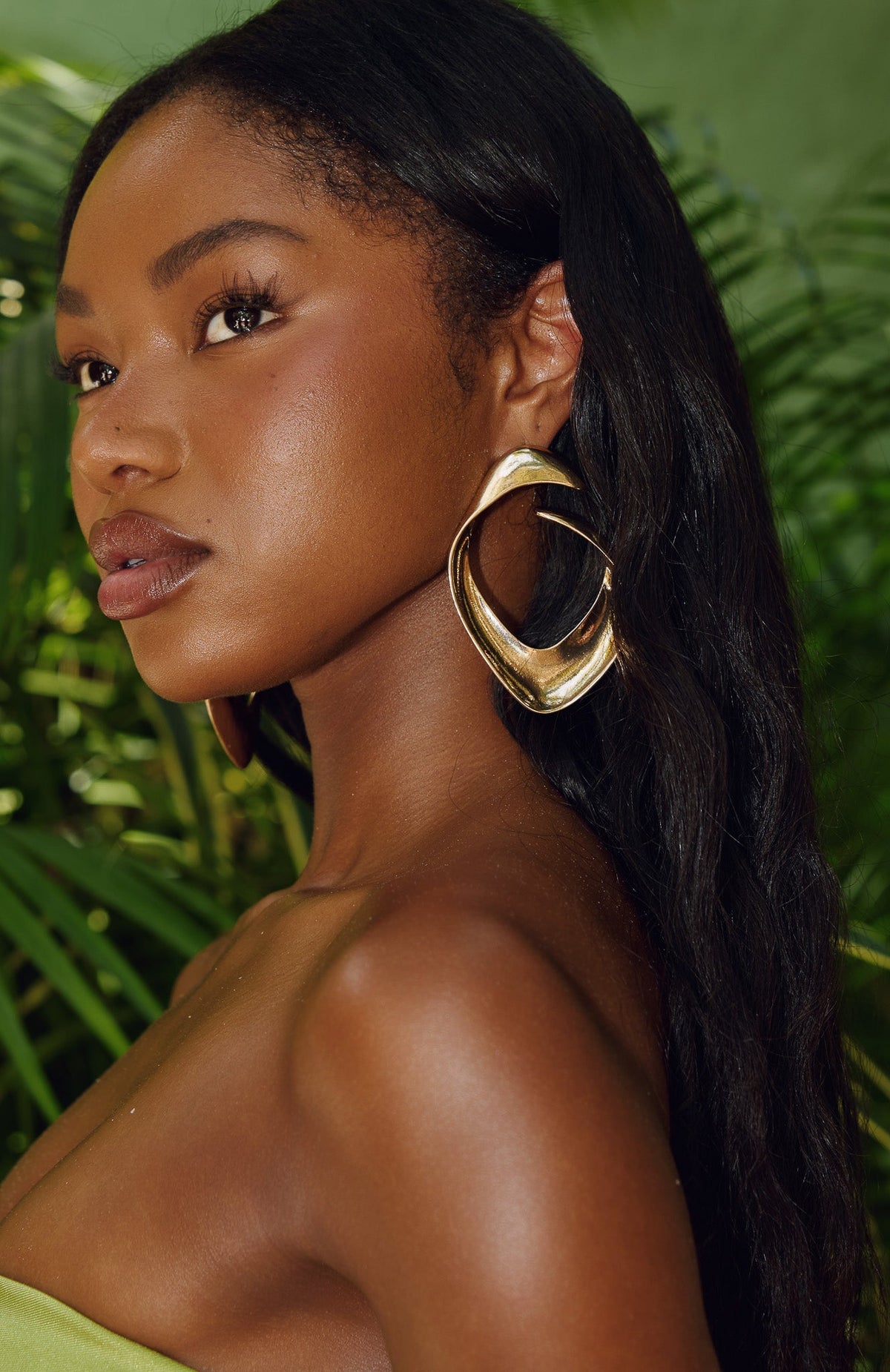 Trending Jackson Earrings Gold
