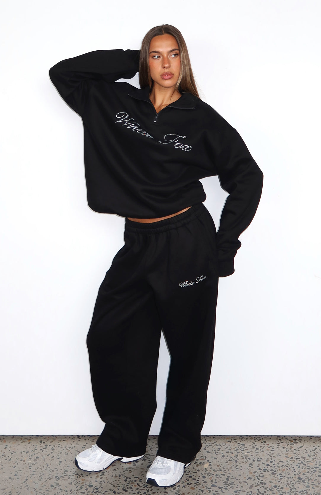 Trending Make It Or Break It Barrel Leg Sweatpants Black