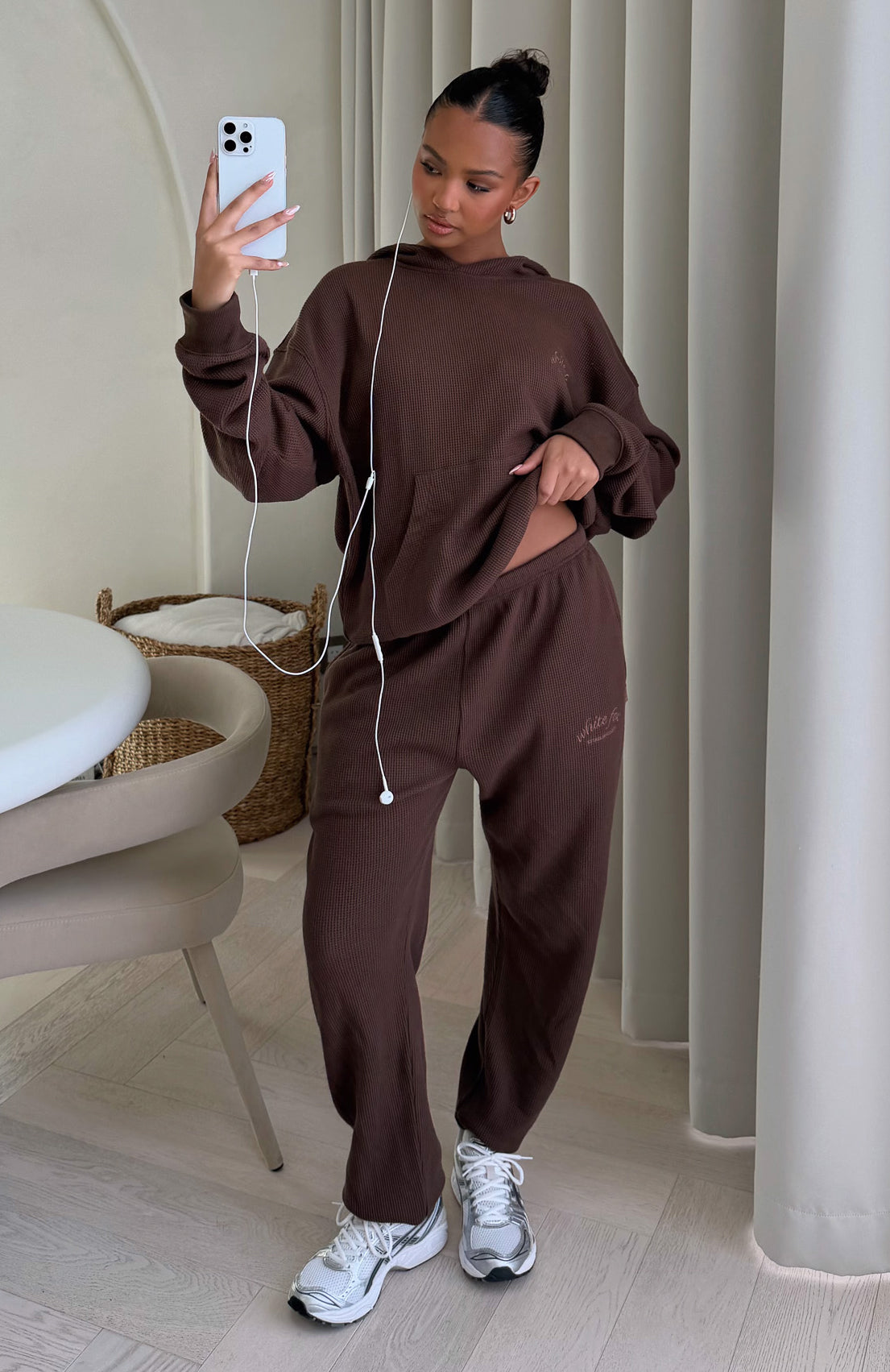 Trending Moving Out Waffle Sweatpants Chocolate