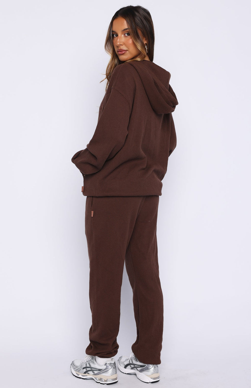 Trending Moving Out Waffle Sweatpants Chocolate