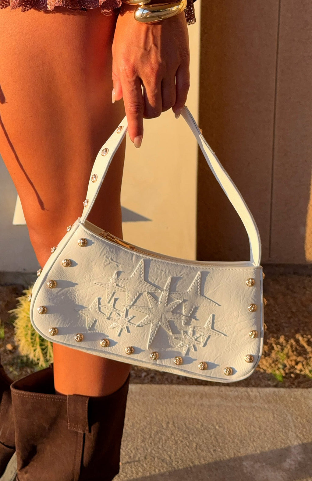 Trending Nash Shoulder Bag White