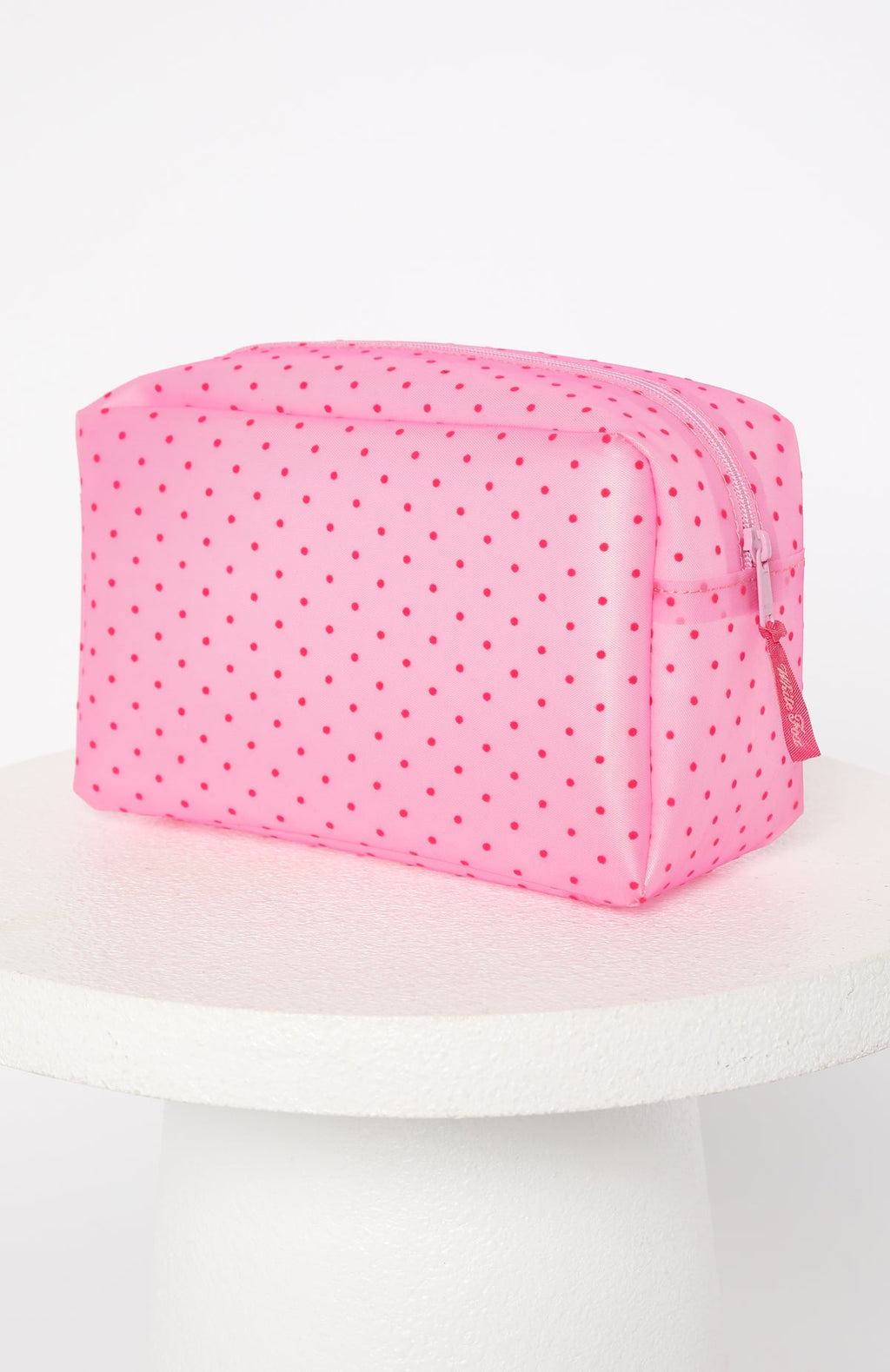 Trending Nora Case Pink Polka Dots