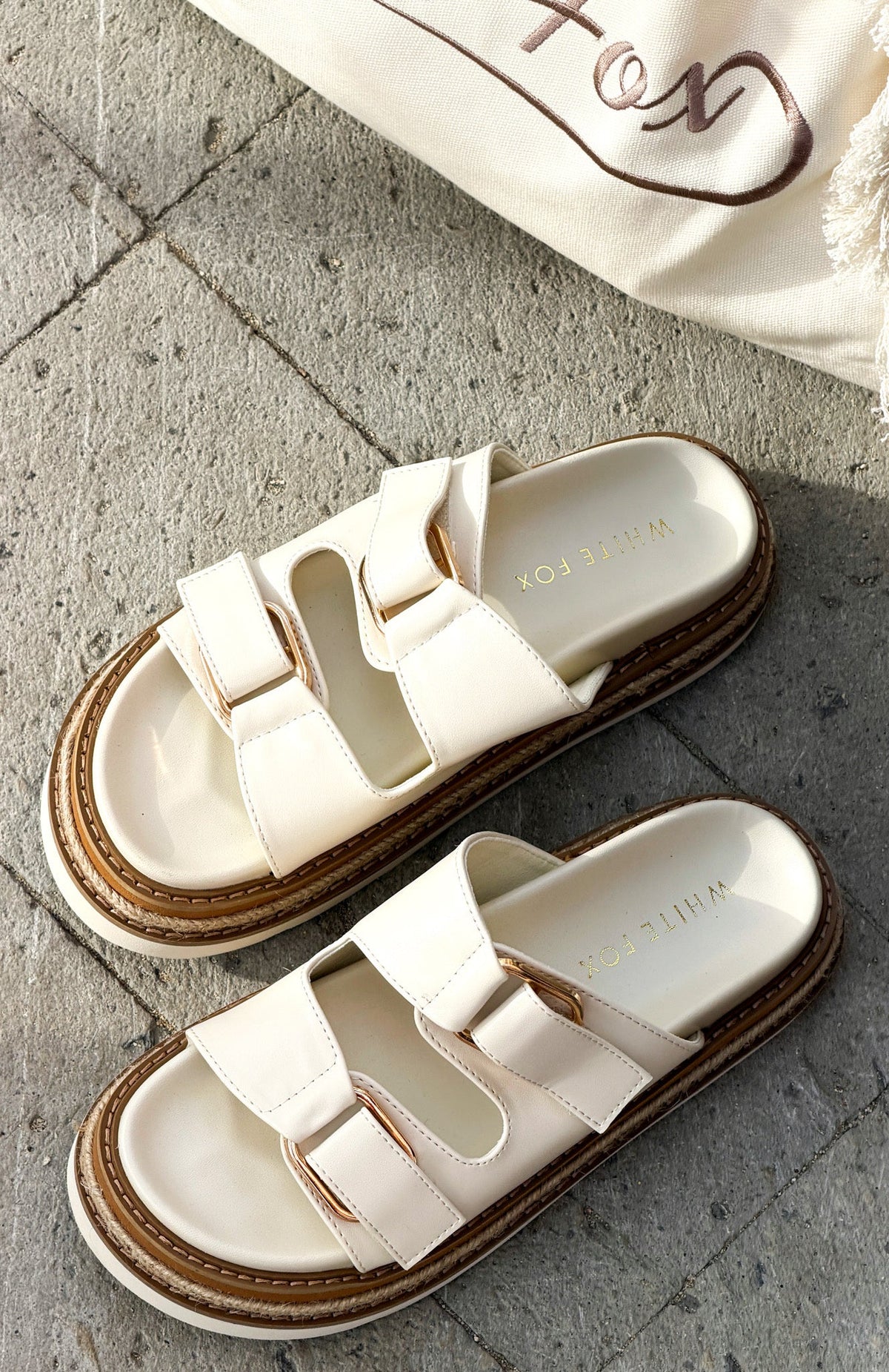 Trending Rowan Flats Cream